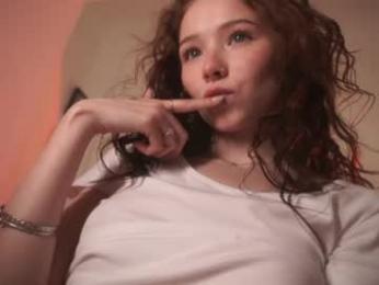 moonfaced_ — webcam model online on chaturbate