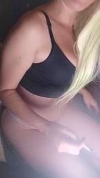 Modelteen — webcam model online on cam4