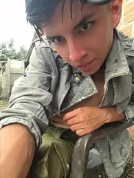 ZaneHoward — webcam model online on stripchat