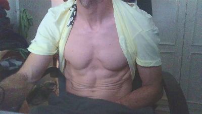 Cuerpazoo28 — webcam model online on cam4