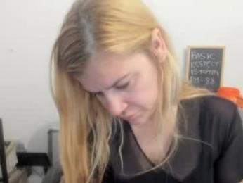artsyandcraftsy_ — Chaturbate stream photo (Sep 2026)
