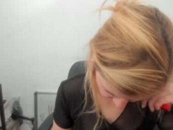 artsyandcraftsy_ — chaturbate
