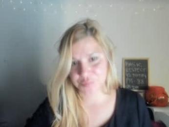 artsyandcraftsy_ — Chaturbate stream photo (Sep 2026)