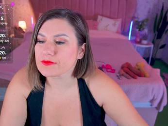 KiraRoxx — bongacams