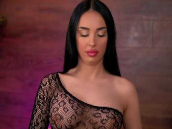 KairaAndrews — webcam model online on bongacams