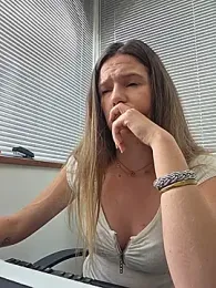 lucie_mehott — Stripchat stream photo (Jun 2026)