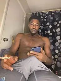 BrownSkinHandsome — webcam model online on stripchat