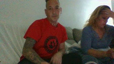 Parejahotisland — webcam model online on cam4