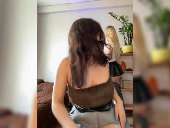 Iiiillllyyyy — webcam model online on bongacams