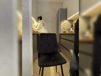 SexyMilf23 — webcam model online on bongacams