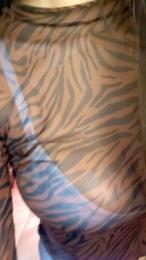 Apriilhot — webcam model online on cam4