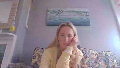 Hannah2027 — cam4