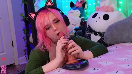 Angel-Lewd-Cake — Stripchat stream photo (Apr 2026)