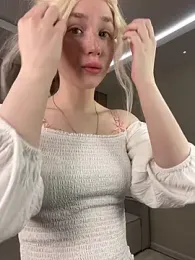 KittiLin — webcam model online on stripchat