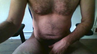 andorgest1 — webcam model online on cam4