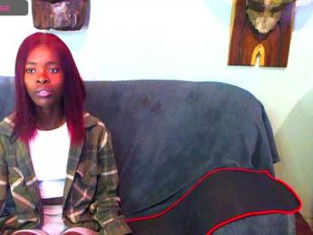 Natussi — webcam model online on bongacams
