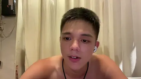 dddddddlii — Stripchat stream photo (Aug 2025)