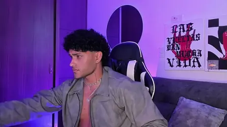 Alessandro_Vanni — webcam model online on stripchat