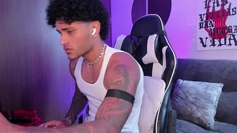 Alessandro_Vanni — webcam model online on stripchat