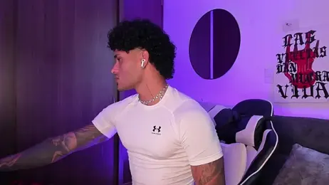 Alessandro_Vanni — webcam model online on stripchat