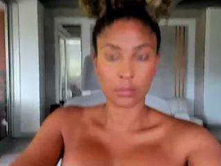 michellangels — webcam model online on camsoda