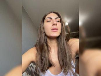 KamillaRuss — webcam model online on bongacams