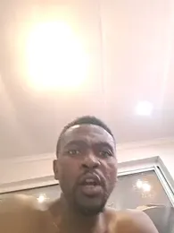 Petrossa — webcam model online on stripchat