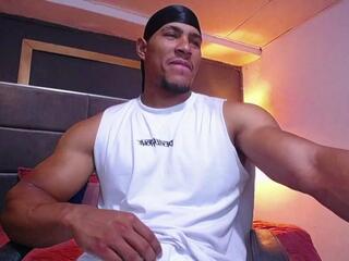 Teddy Fit — Flirt4free stream photo (Apr 2026)