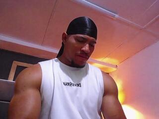 Teddy Fit — Flirt4free stream photo (Apr 2026)