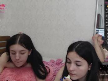 doubletrouble4daddy — Chaturbate stream photo (Apr 2023)