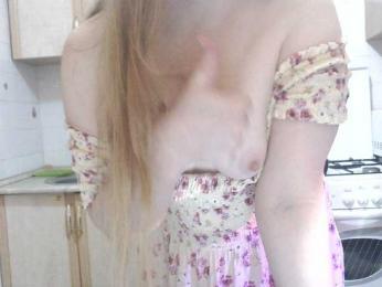 L-e-l-i-k — Bongacams stream photo (May 2026)