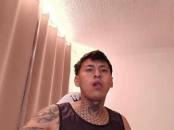 emmi_11 — Chaturbate stream photo (Apr 2026)