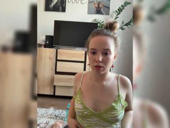 mariaaa-1 — webcam model online on bongacams