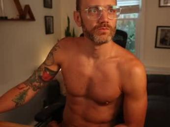 bradbronton — webcam model online on chaturbate