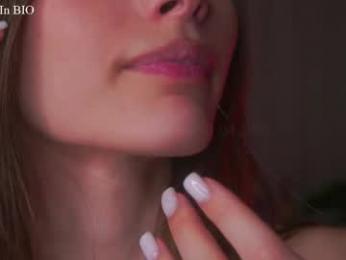 falinecrosthwaite — webcam model online on chaturbate