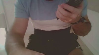 moreno3322 — webcam model online on cam4