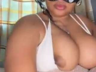 coco-minx — Camsoda stream photo (Sep 2026)