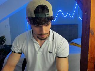 Ridge Hunter — Flirt4free stream photo (May 2026)
