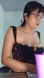 Effystone777 — webcam model online on cam4