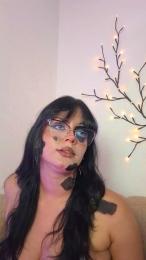 Effystone777 — webcam model online on cam4