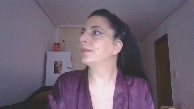 Katherinluna33 — Cam4 stream photo (Apr 2026)