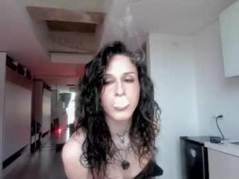 dorianreddd — webcam model online on chaturbate