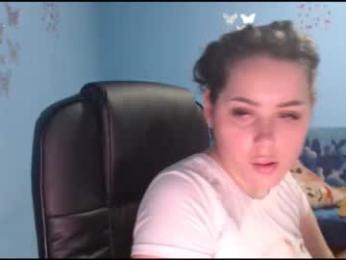 prettyjulliette — Chaturbate stream photo (Mar 2023)