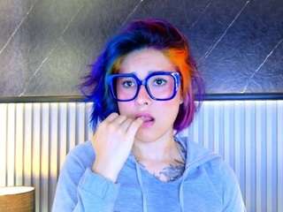 annieswan — webcam model online on camsoda