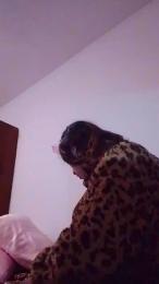carolvxxx — Cam4 stream photo (May 2026)