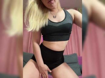 Isilib_kisa — Bongacams recorded stream image, 19.05.2025 14:10
