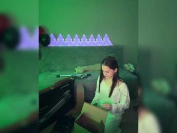 whiteTEA — Bongacams recorded stream image, 19.05.2025 18:30