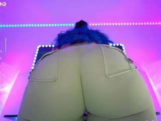ox-lemon — Camsoda recorded stream image, 20.05.2025 00:30