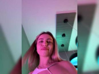 Nataliecroys — Bongacams recorded stream image, 22.05.2025 23:20