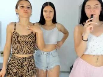 dirtygirls99 — Chaturbate recorded stream image, 22.05.2025 23:00